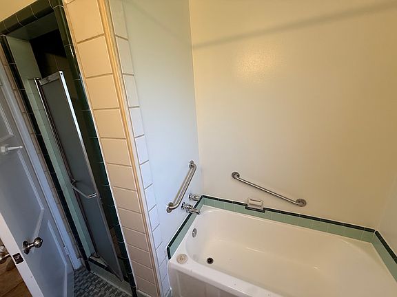 5th image of 4132 Andy St