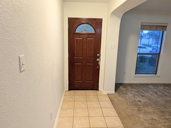 4th image of 522 W Metcalfe St