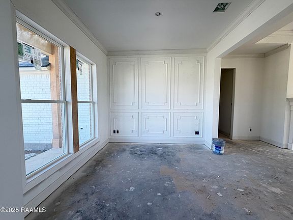 2nd image of 108 Fountain Meadow Dr