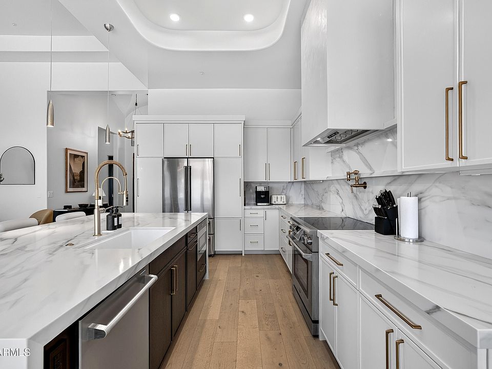 1st image of 15039 N GREENHURST Avenue