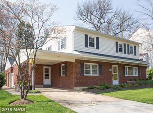 300 Adahi Rd SE, Vienna, VA 22180