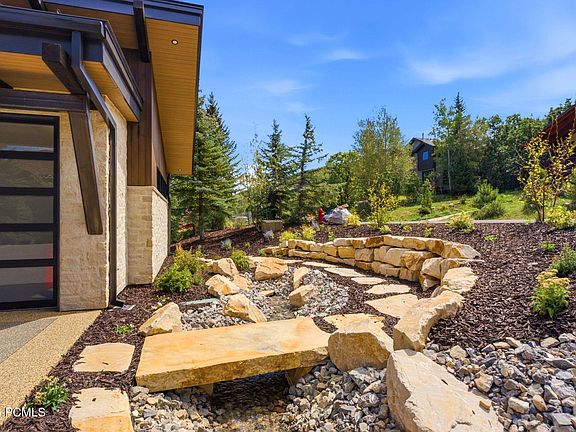 4th image of 1518 Aerie Dr