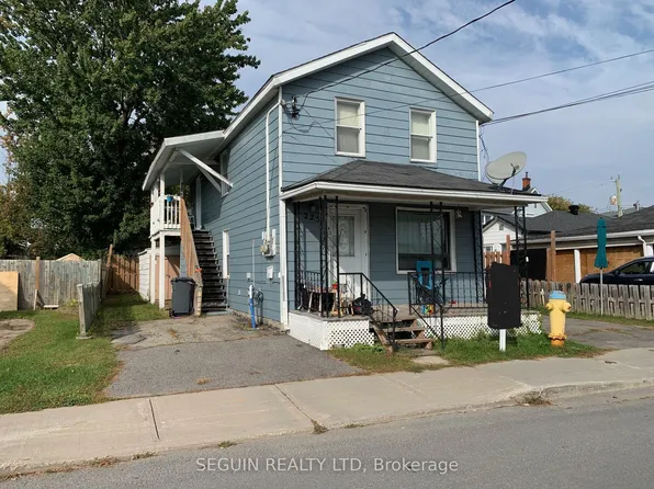 225 Higginson St #223, Hawkesbury, ON K6A 1G6