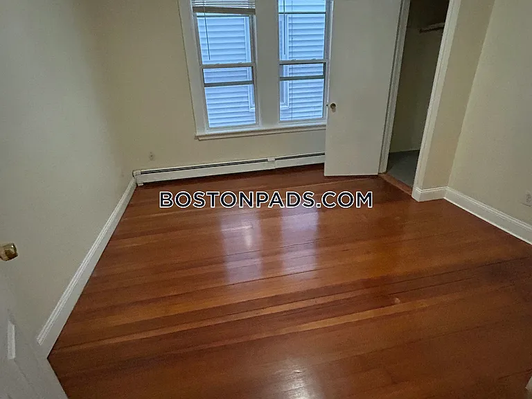 64 Pleasant St #1 — Photo 36