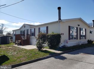 19 Thomas Ln, Sparrows Point, MD 21219