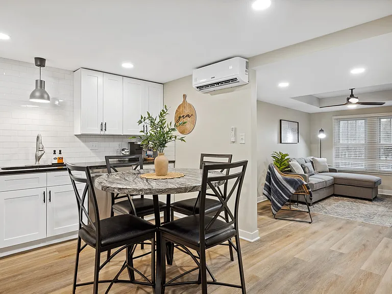 5360 Julian Ave #F — Photo 16