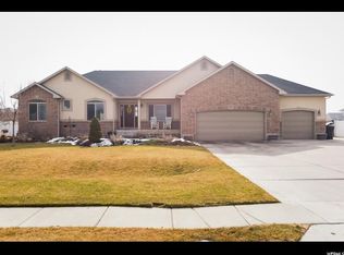 784 E Saddle Rd, Grantsville, UT 84029