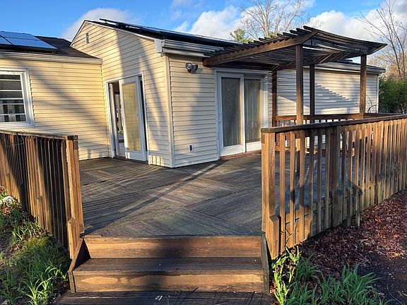 Deck back porch area
