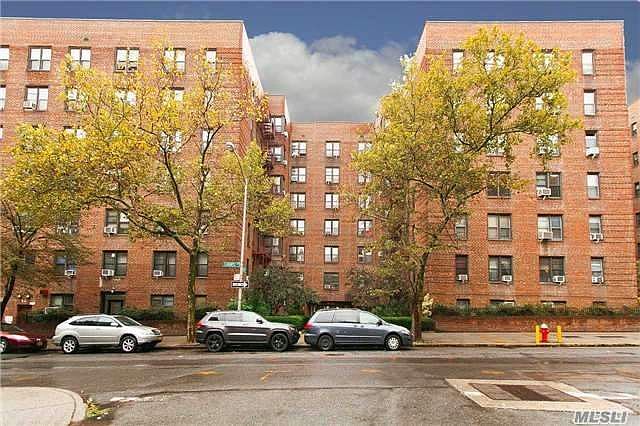 1st image of 8425 Elmhurst Ave