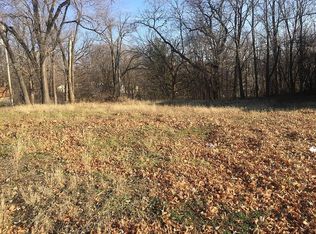 1661 6th St, Beloit, WI 53511