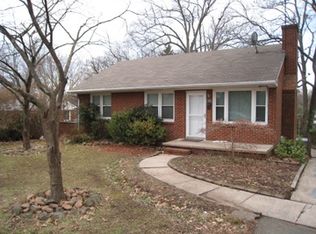 1403 Forest Ridge Rd #B, Charlottesville, VA 22903