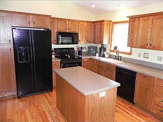 5th image of 2734 Kelley Ln NE