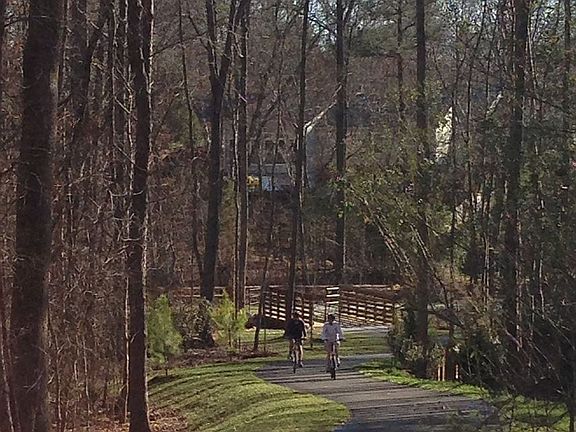 Greenway outlet from The Battery towards Bond Park