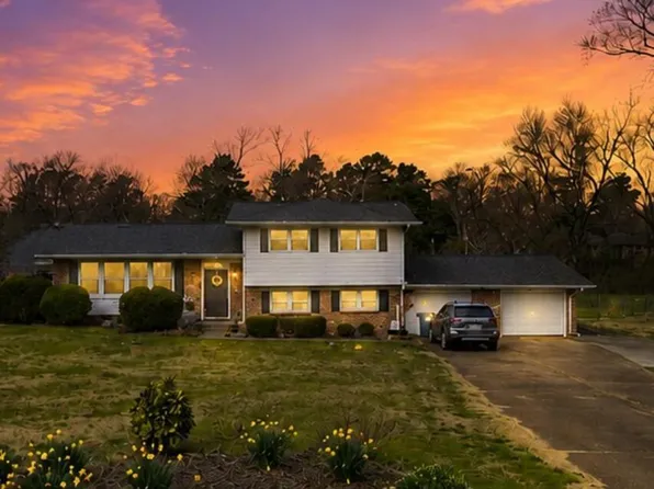 1815 Clayton Dr, Chattanooga, TN 37421