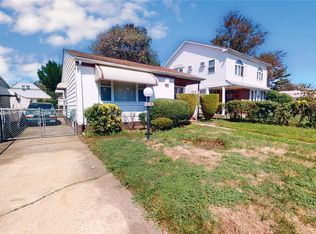 12808 234th St, Rosedale, NY 11422