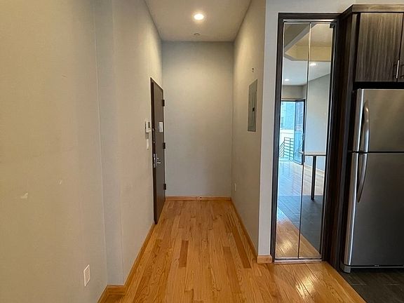 5th image of 14-22 31st Ave #2A