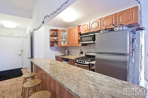 Rented by Miron Properties | media 48