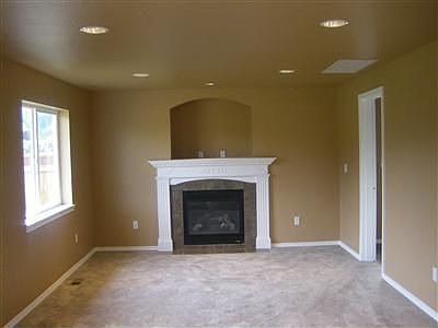 5th image of 205 Elise Ln