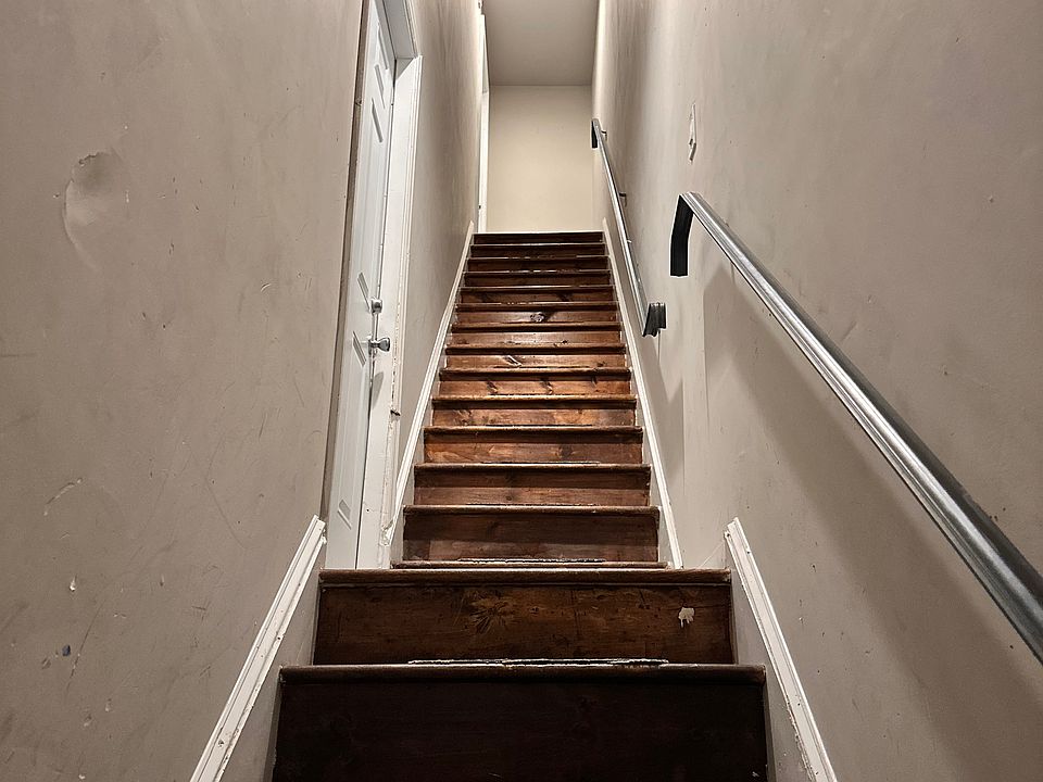 Entrance Staircase