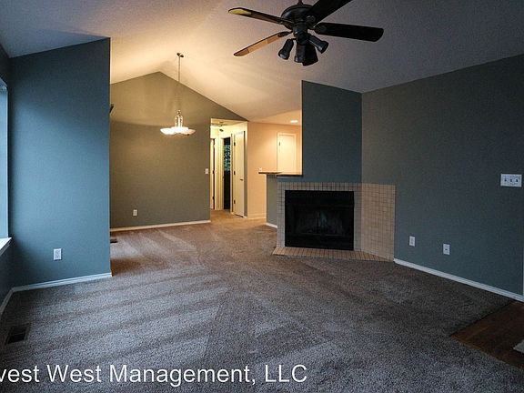 4th image of 8311 NE Starflower Ct