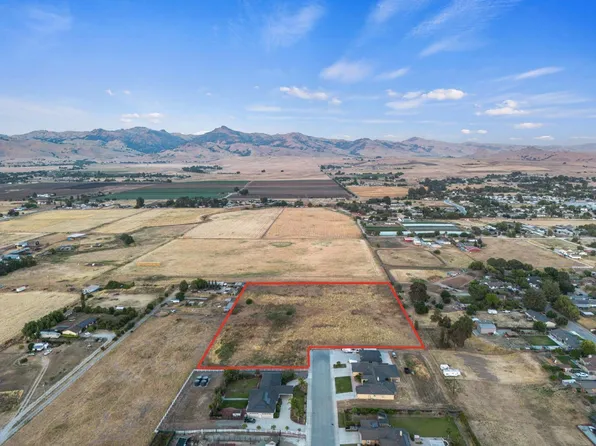 0 Edgewood Dr, Hollister, CA 95023