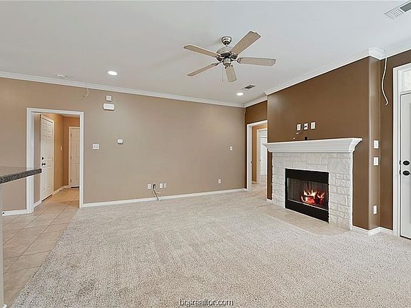 5th image of 3906 Latinne Ln