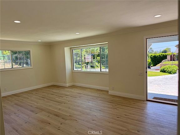 5th image of 7055 Semrad Rd