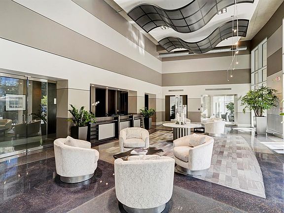 3rd image of 1901 Post Oak Blvd #1410