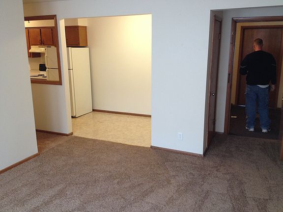 2nd image of 1408 Blackhawk Blvd APT 16