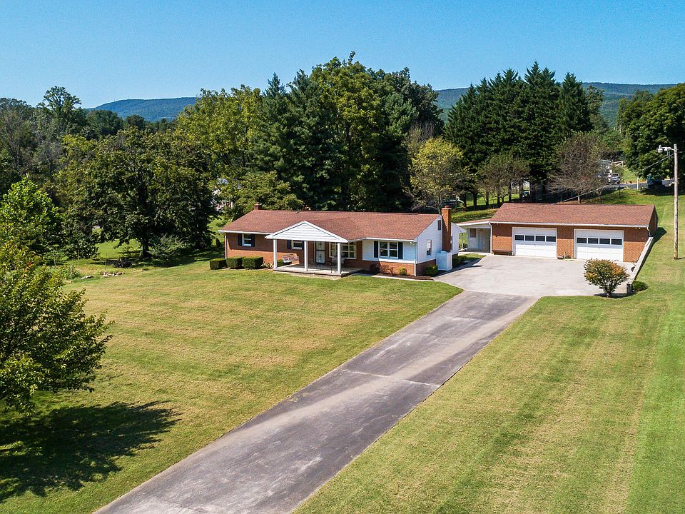 1st image of 2715 Brogan Ln