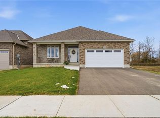 58 Vanrooy Trl, Norfolk County, ON