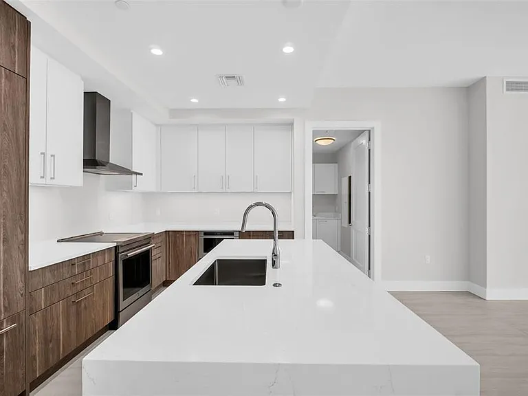 275 1st Ave S #2807 — Photo 10