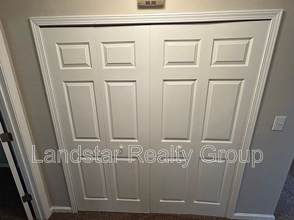 2nd image of 3221 Kemmons Dr #2