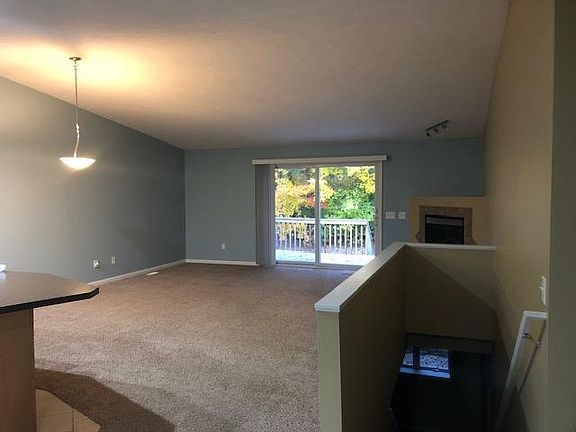3rd image of 15058 Bignell Dr