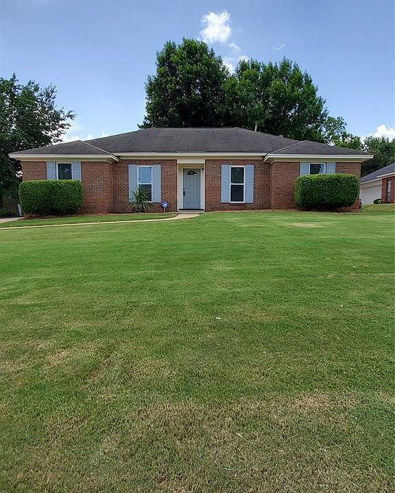 1st image of 359 Rebekah Ln