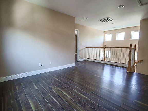 4th image of 6794 Briarwood Bend Ave