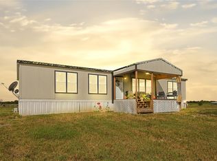 2105 Eagle Rd, Anahuac, TX 77514