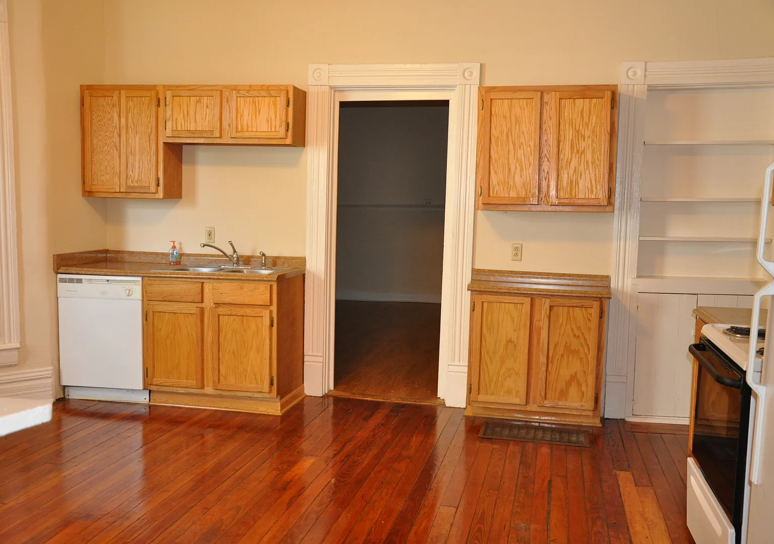 337 South Broadway Park - Gallant Fox — Photo 4