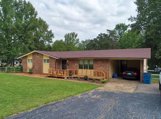 1260 India Rd, Paris, TN 38242