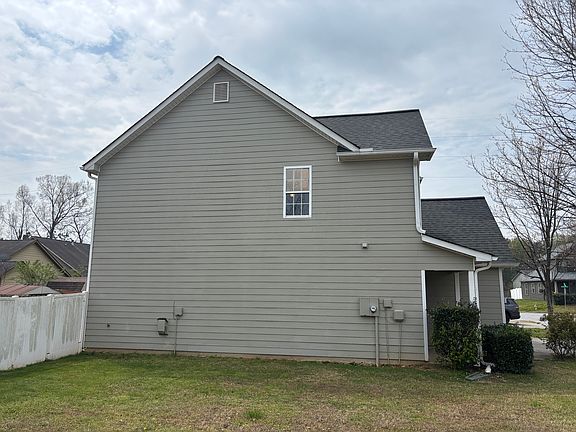 2nd image of 13 Cottage Trce NW