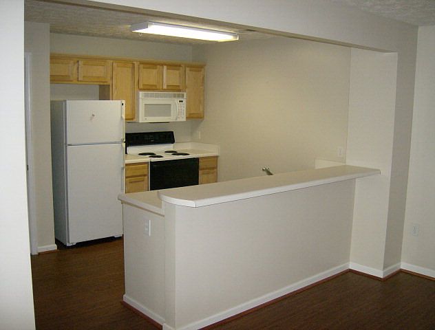 2nd image of 730 W Magnolia Ave APT 11-101