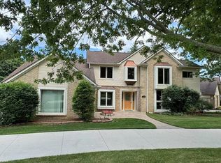 3440 Salem Dr, Rochester Hills, MI 48306
