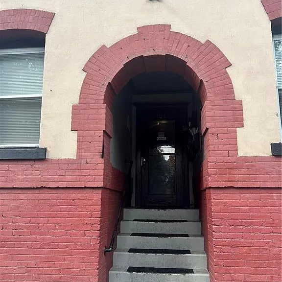 103 Wickham Ave #3 — Photo 2