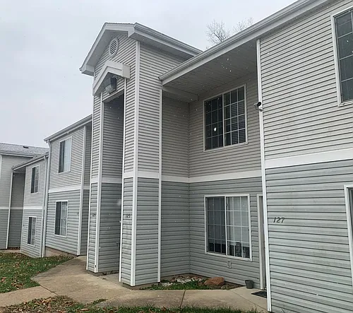 125-139 Hickory Ridge Dr Photo 1