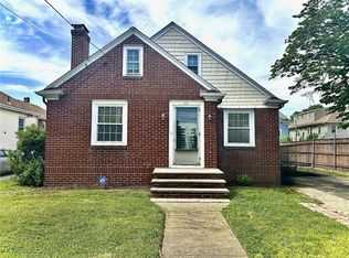 201 Clarence St, Providence, RI 02909