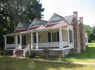 354 Seavy St, Senoia, GA 30276