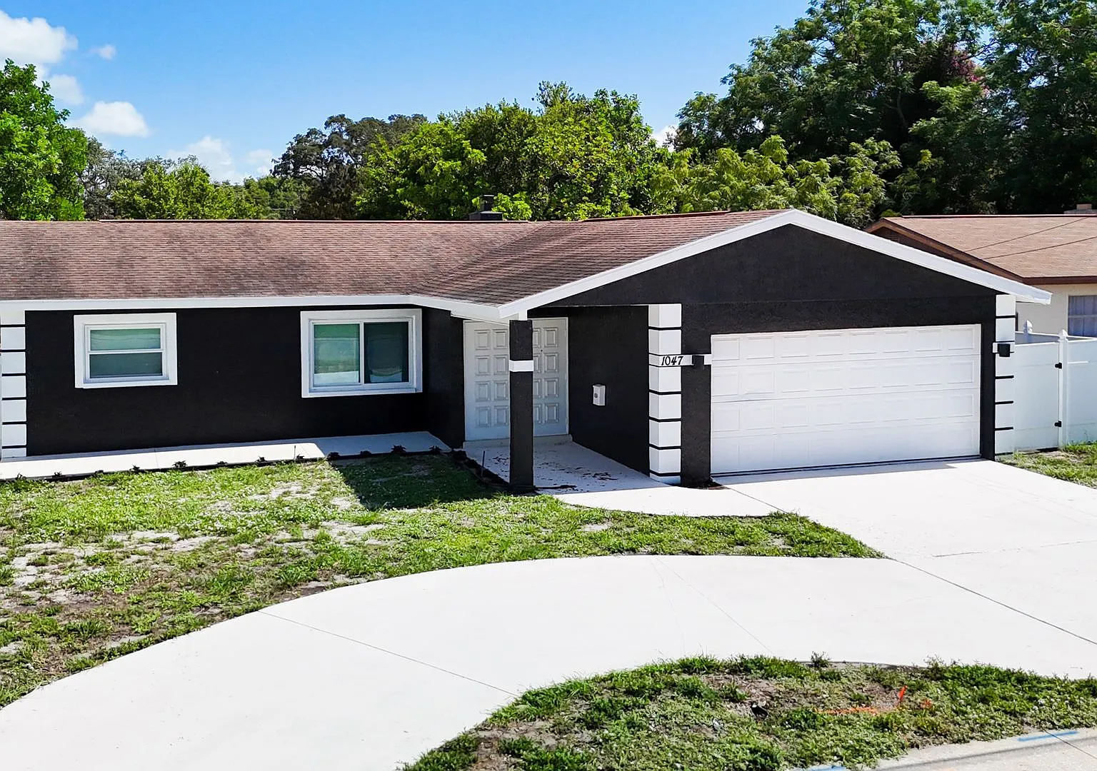 Beautiful Pool House Available in South St. Petersburg! — Photo 4