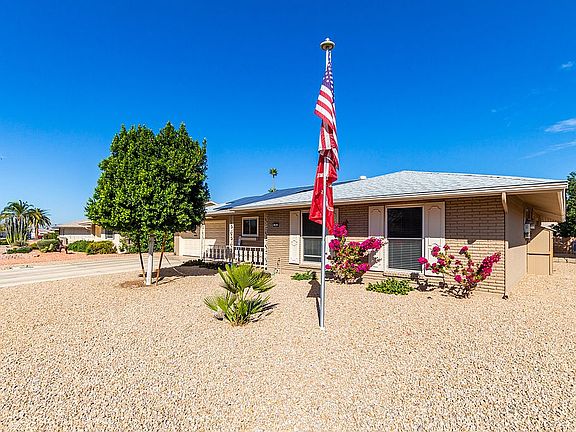 3rd image of 9915 W Kingswood Cir