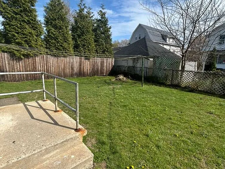 1 Park Cir — Photo 14