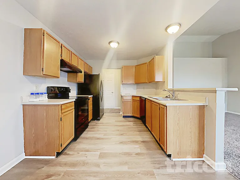 774 Appaloosa Dr — Photo 7